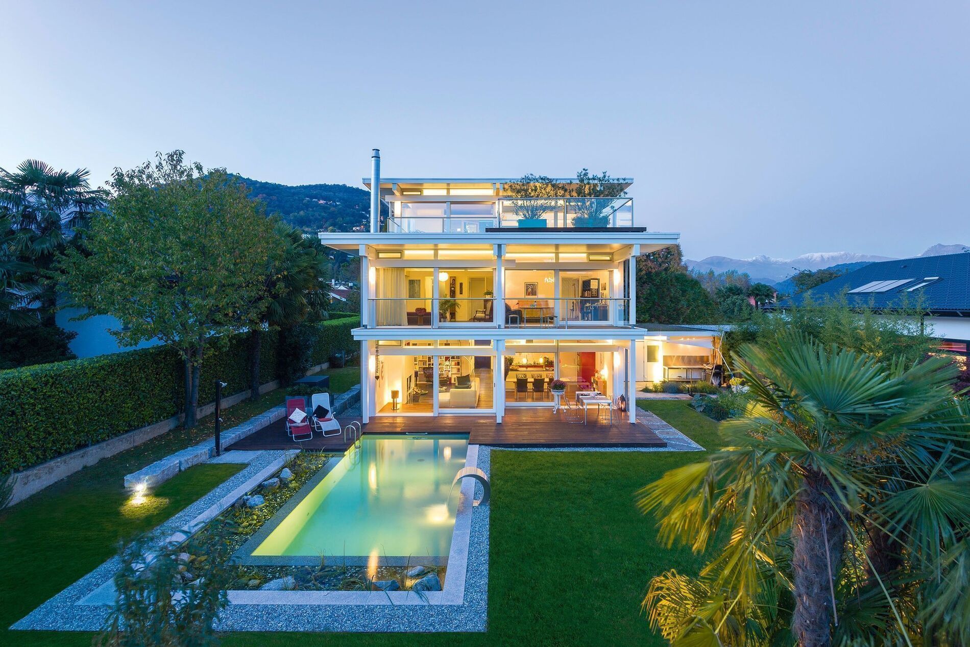 HUF Haus Flachdach weiss 46