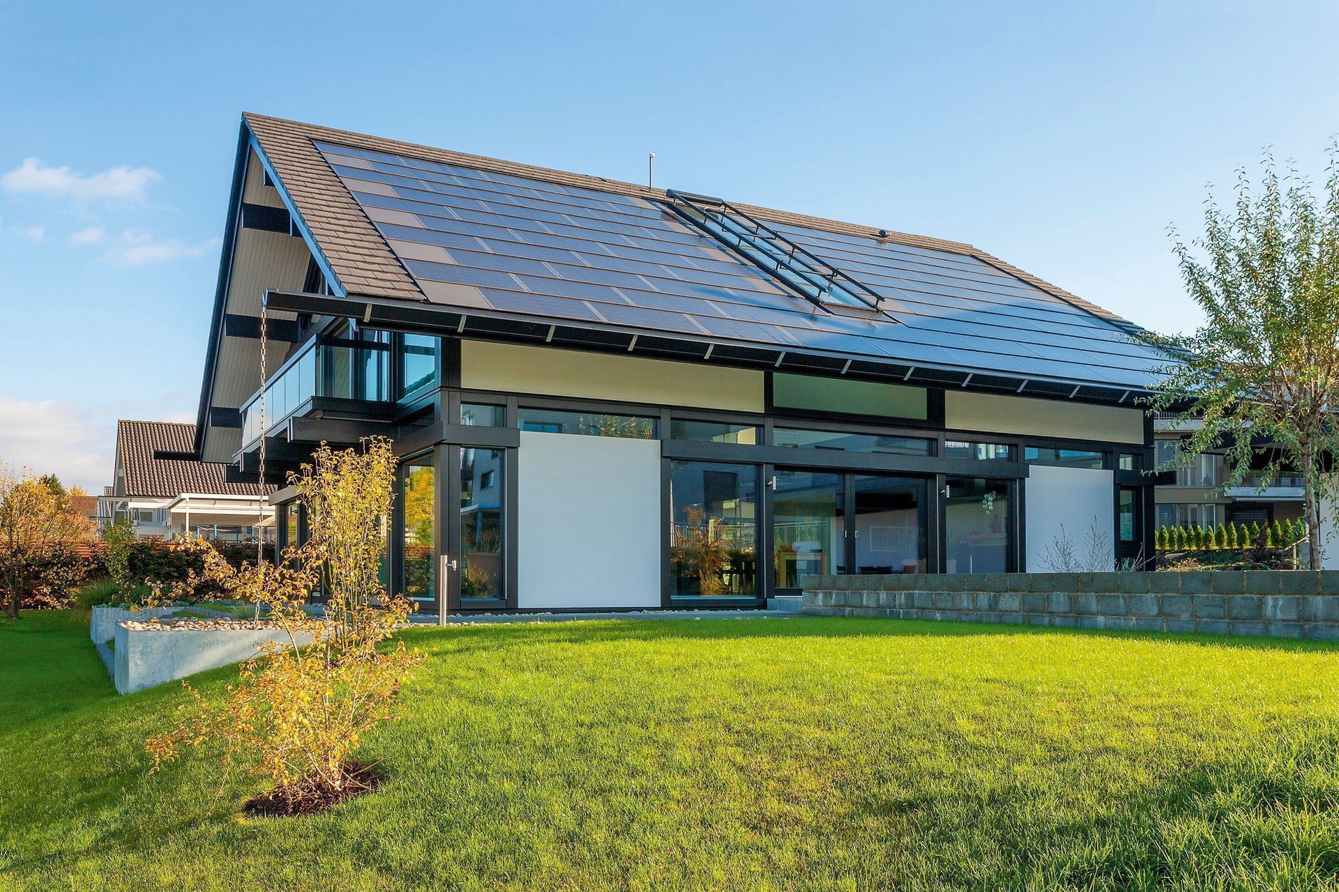 HUF Musterhaus Zuerich ART 5 ebenholz 2